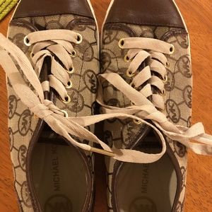 Michael Kors Sneakers